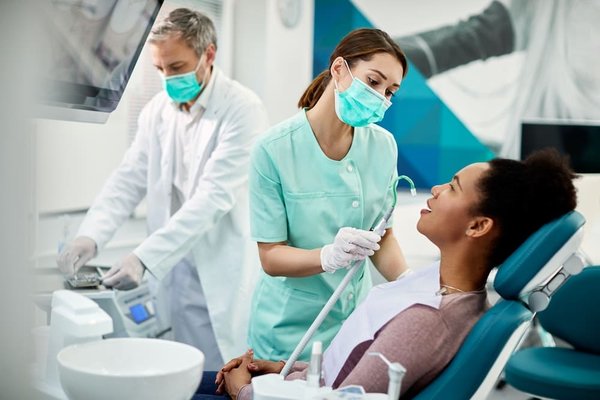 Comment trouver le meilleur dentiste de Strasbourg pour un sourire éclatant ?