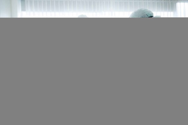 Le titre de l'article connexe pourrait être : "Prévenir et traiter les infections de l'oreille : conseils et remèdes naturels"